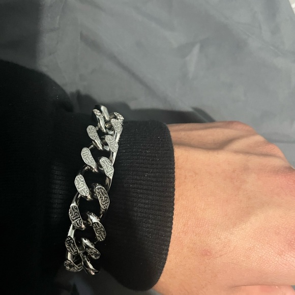 Burberry bracelet - Picture 2 of 2